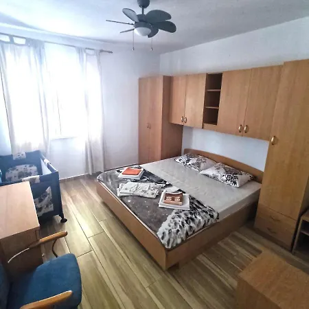 Dubrovnik Moonshine * 믈리니